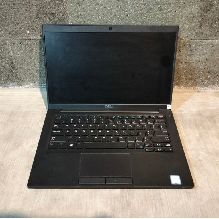 Laptop Dell Latitude 7390 Core i7 Gen 8 RAM 16GB SSD 512GB Ultra Slim