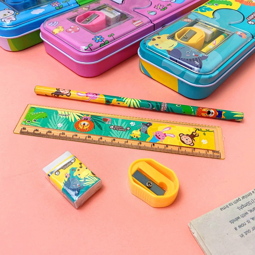 

VIRAL! TEMPAT PENSIL SET ISI PENSIL, PENGHAPUS, PENGGARUS DAN RAUTAN TERLENGKAP MOTIF BS