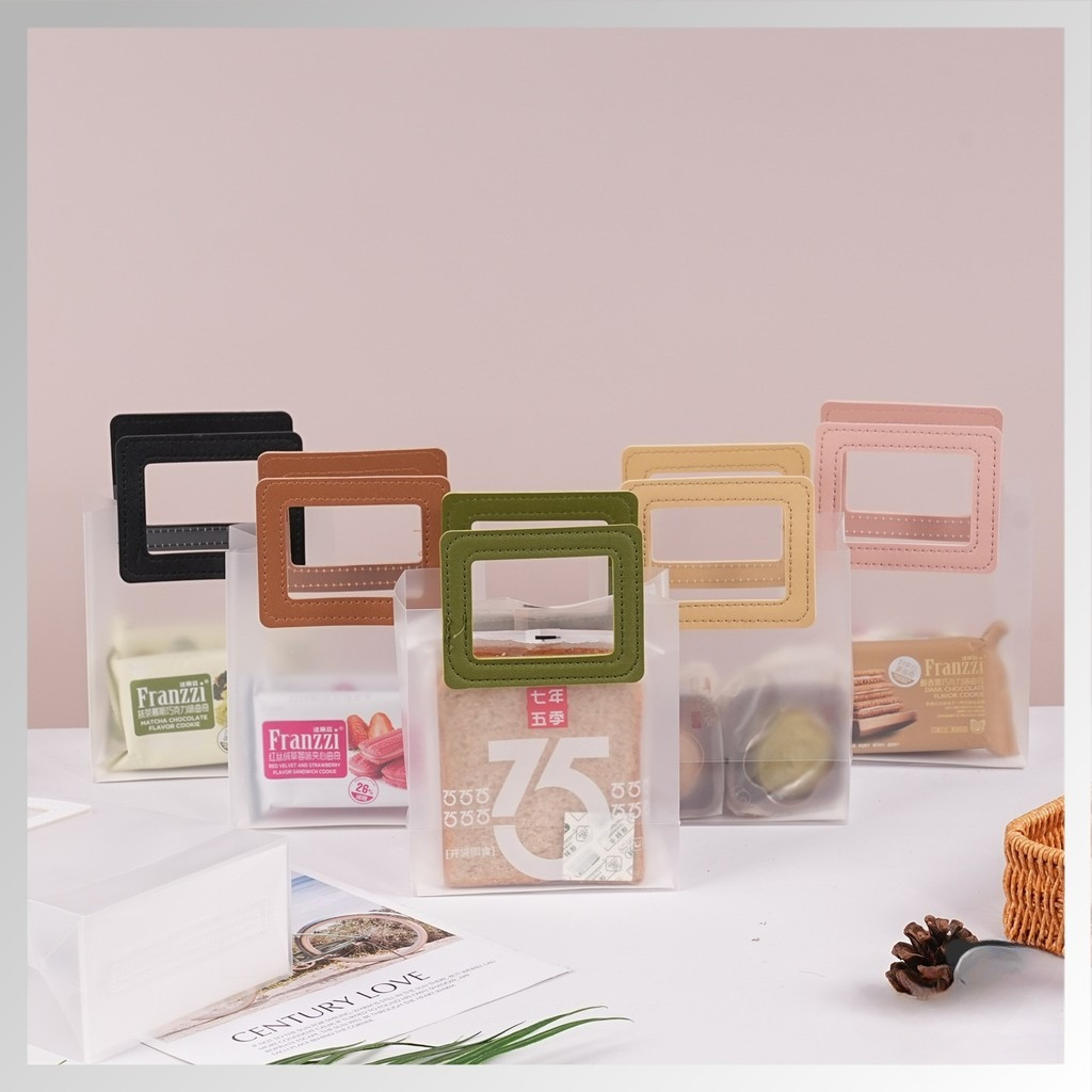 

Tas Mika Transparan / Goodiebag Transparan / Tas Mika Doff / Goodiebag Hampers Transparan - TW0609