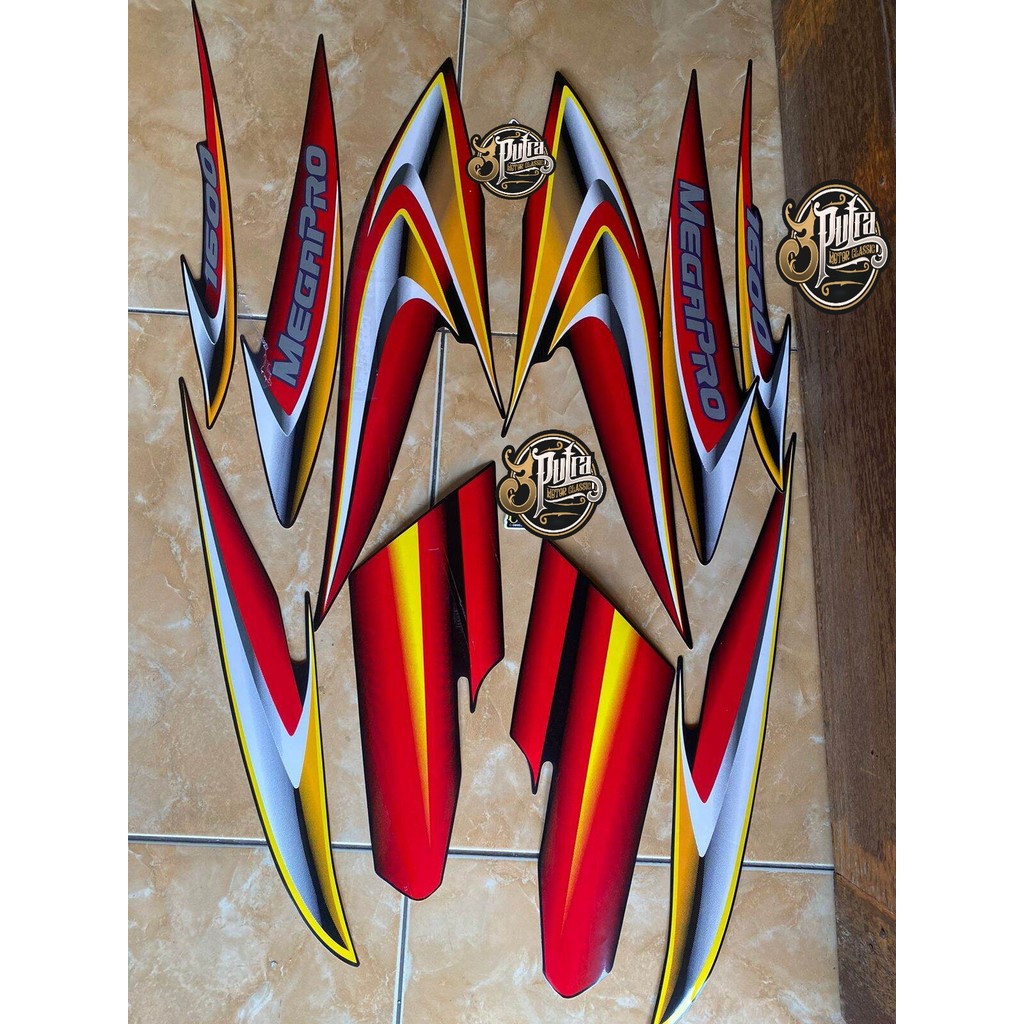 STICKER HONDA MEGAPRO HIU 2005 MERAH