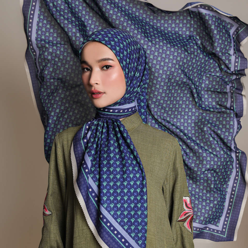 Zaskia Sungkar  X  NASL Poppy Scarf I Hijab Segiempat