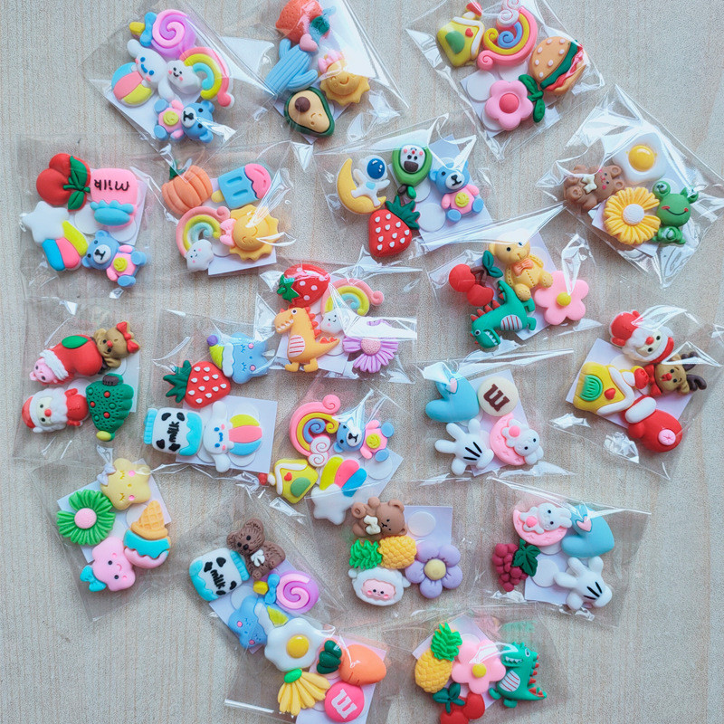 

【MI·Ready】4 Buah Stiker Botol Vakum Cangkir Air Stiker Stereo 3D Stiker Kulkas DIY Stiker Aksesori Stiker Ponsel Stiker Kartun Lucu