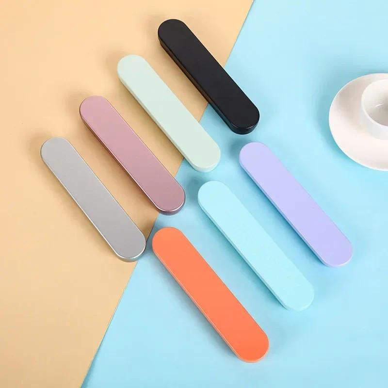

1PC Korean Simple Color Rectangular Tinplate Pencil Case Portable Clamshell Stationery Storage Metal Box Back To School Supplies