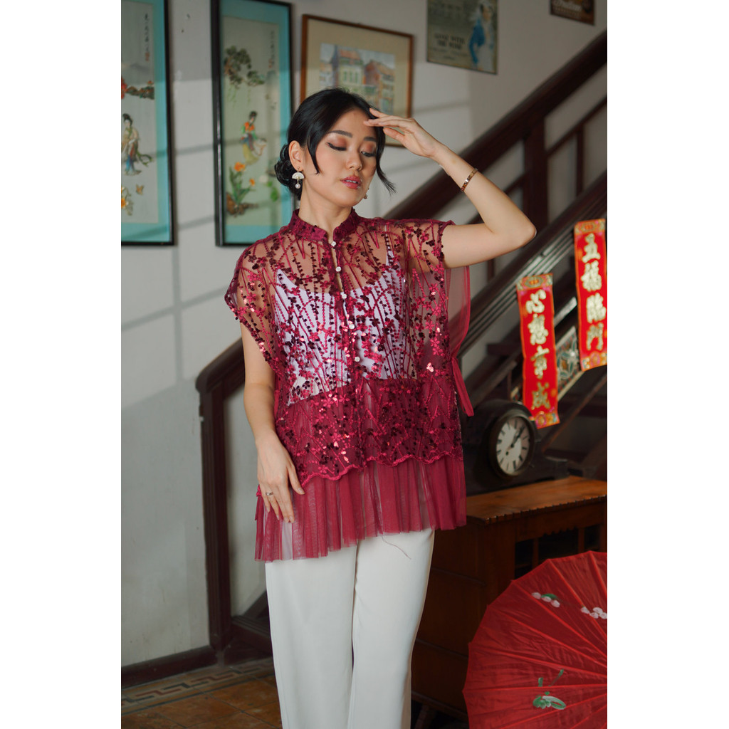 Miss Nomi Pearl Top Blouse Lengan Puff Outfit Kekinian Kondangan Atasan Wanita
