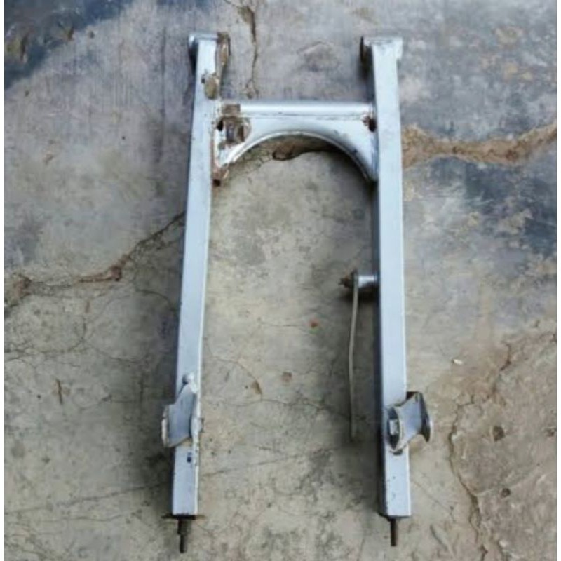 Swing Arm / Lengan Ayun / Supit Belakang Yamaha Jupiter Z 110 New 2006-2009 Original Bekas