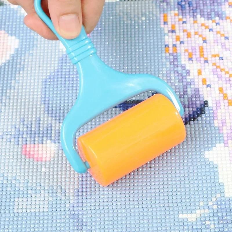 

1PC Roller Diamond Painting Tool Diamond Art Enhancement Plastic Roller Cross Embroidery Tool DIY Accessories Tool