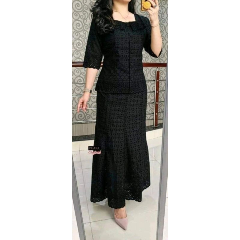 YNSetelan katun bolong premium terbaru set rok+ blus