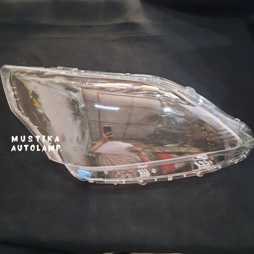 Mika Headlamp / Mika Lampu Depan Grand Innova 2012 2013 2014 2015