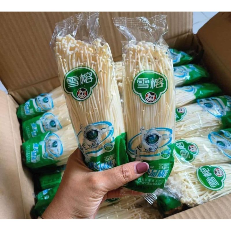 

Jamur Enoki Segar – Cocok untuk sukiyaki atau tumisan.