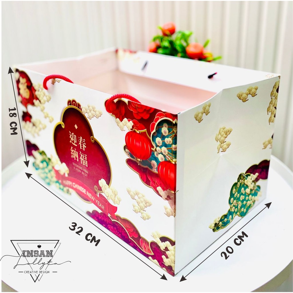 

Paperbag CNY / Imlek uk. 32 x 20 x 18 cm Tema Elegant Clasic