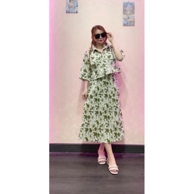 One Set Fuji / One Set Clara Kemeja Crop & Rok Midi Plisket