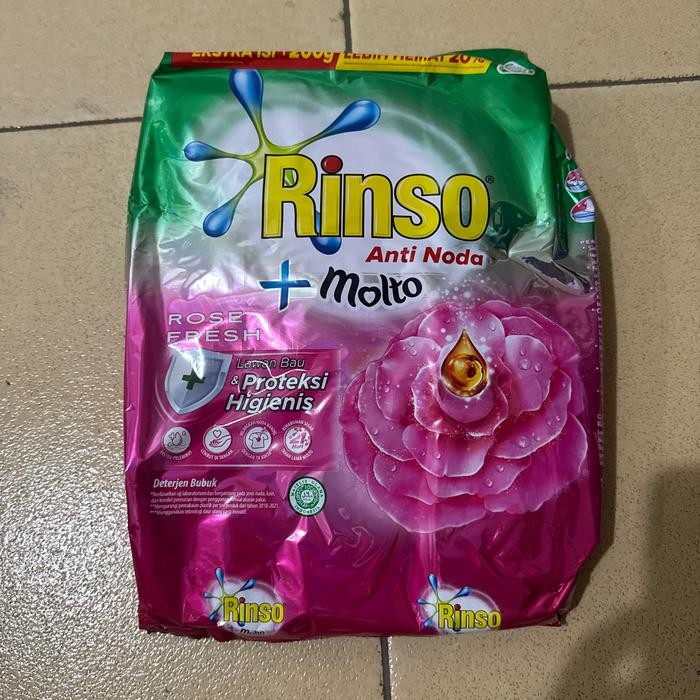Rinso bubuk anti noda + molto 2KG