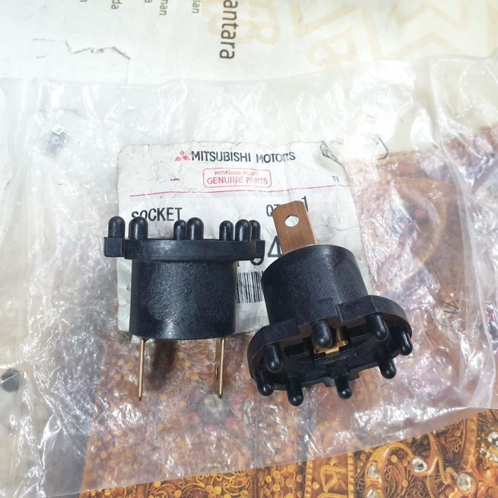 JUAL Soket Lampu H7 Asli Mitsubishi Galant V6 24 Hiu BEST SELLER