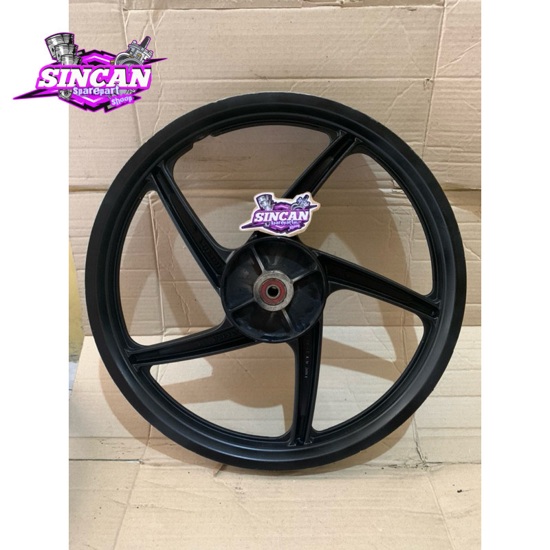 Velg pelek belakang revo absolute original copotan motor