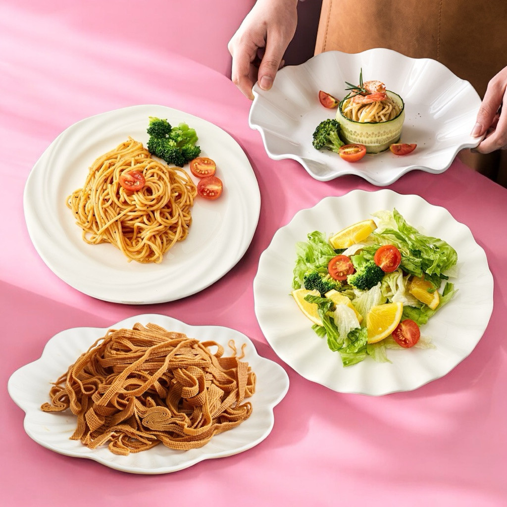 Hotelier Piring Makan besar Keramik putih elegan tebal premium aesthetic model gelombang bunga pirin