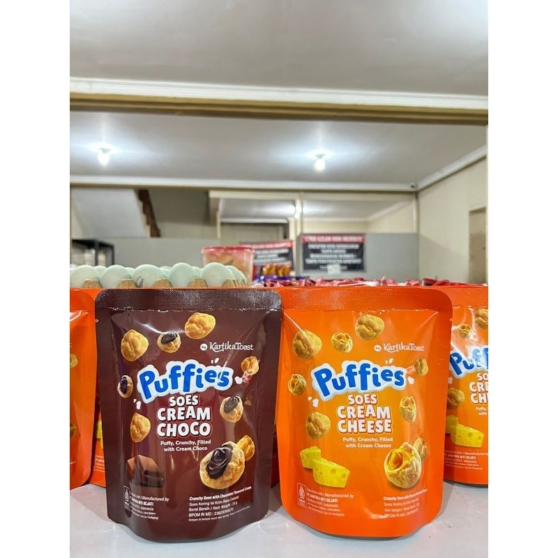 

Kartika Toast Puffies Soes Snack Cream Cokelat dan Keju 33 gram kartonan atau 1 dus isi 24 pcs