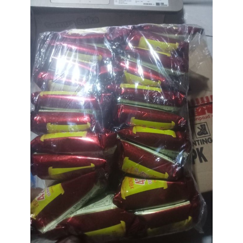 

kacang kulit GARUDA extra 42gr lebih banyak 12gr +5gr