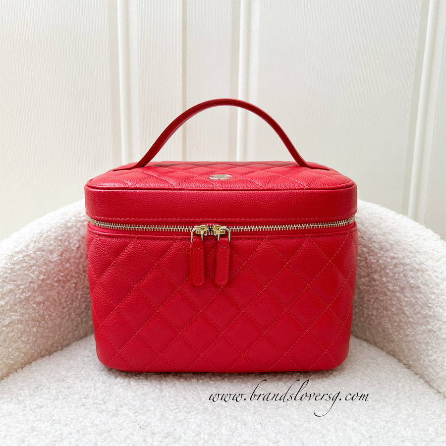(Brand new) Chanel Top Handle Vanity Case in Raspberry Red Caviar LGHW