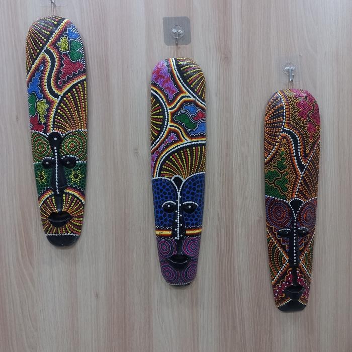 Hiasan Dinding Topeng Suku Etnik Mix Kerajinan Tangan Bali Home Decor