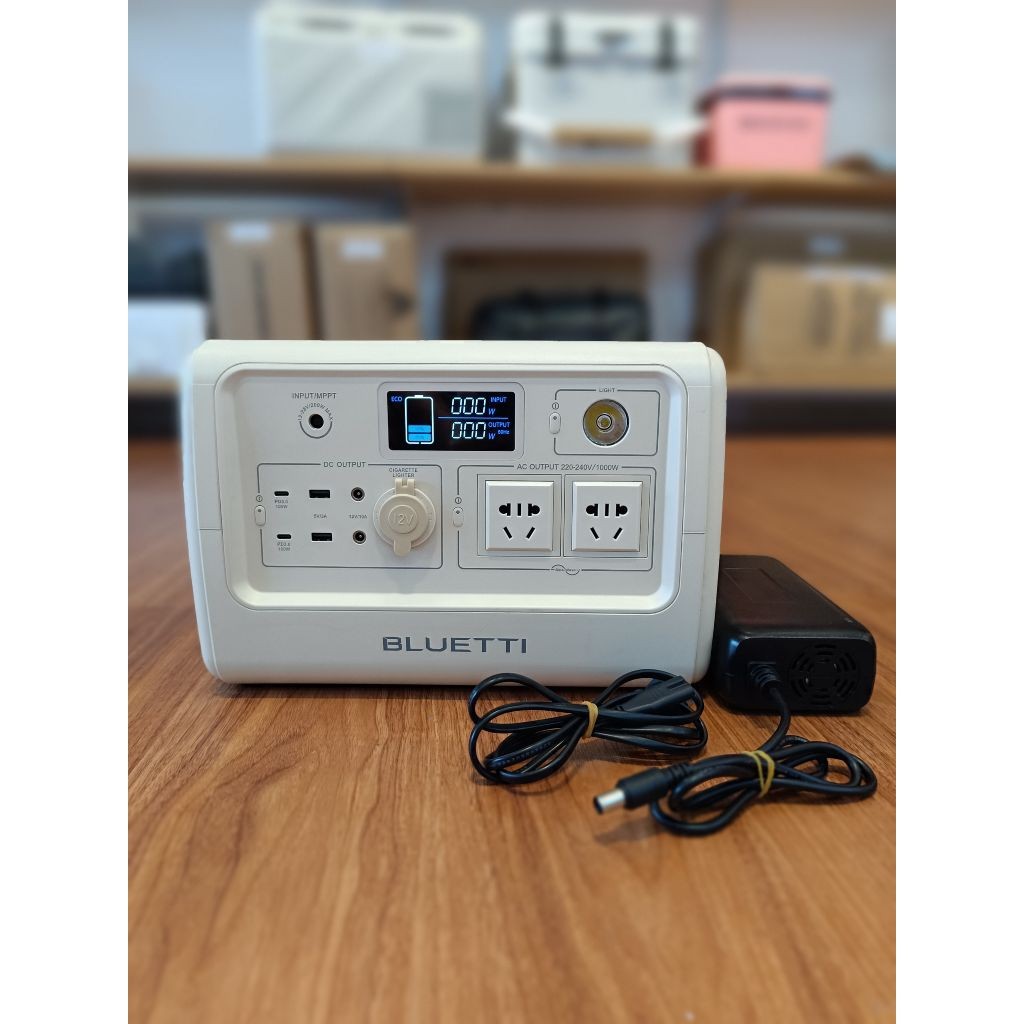 Power Station Bluetti EB70 716Wh/1000W Preloved