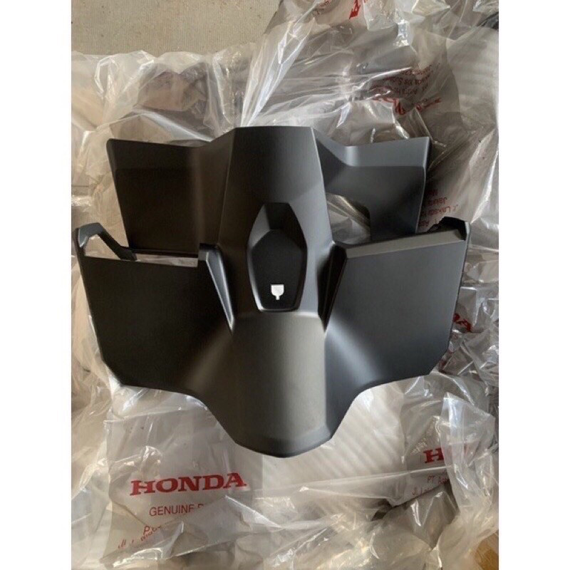 

COVER INNER UPPER BLACK DOFF..NEW HONDA VARIO 160 K2S..81142 K2S N00ZD..ORI AHM