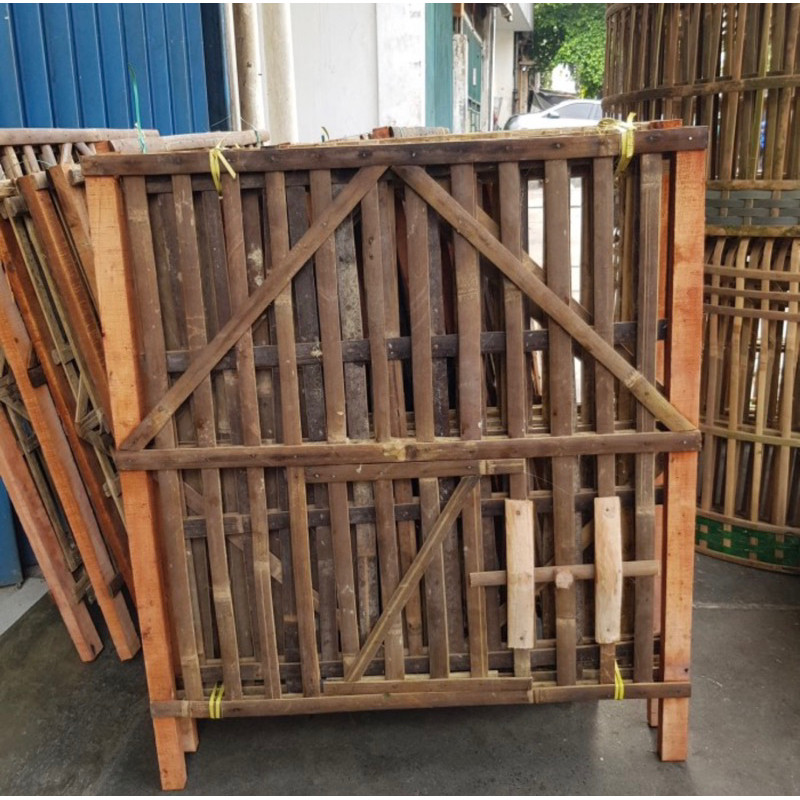 Bambu_Pring Kandang Ayam Lipat 70 x 80 cm Kandang Ayam Bambu Sangkar Ayam Jago fullset