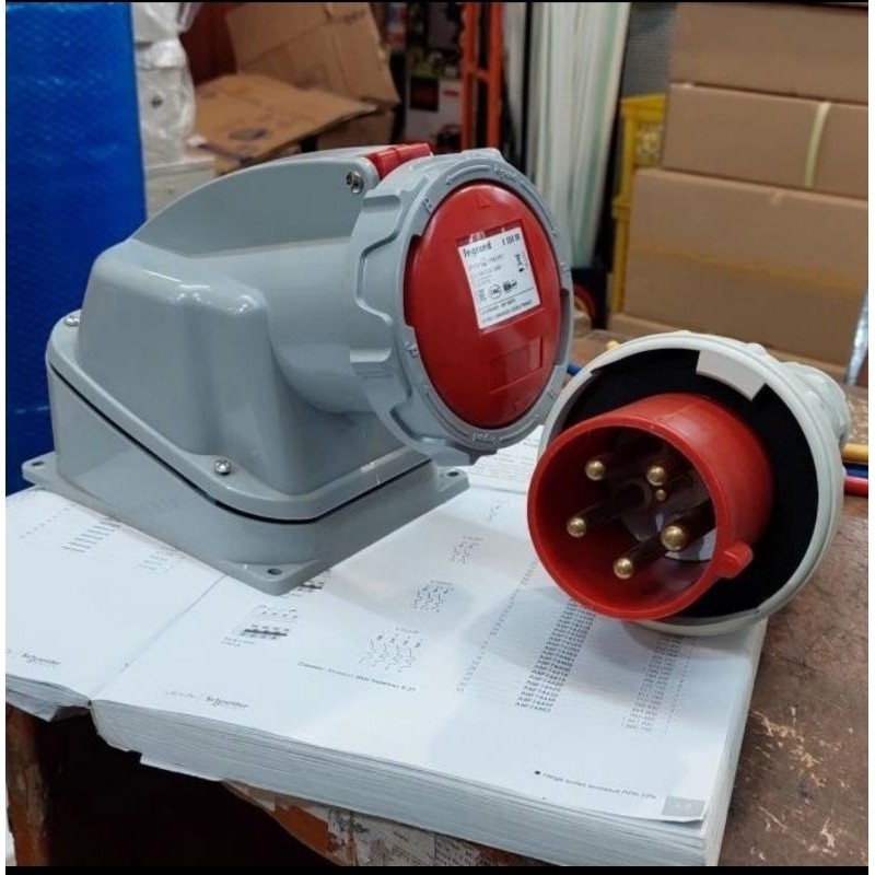 Surface mounting legrand 1set 555559+555529 5pin 63a