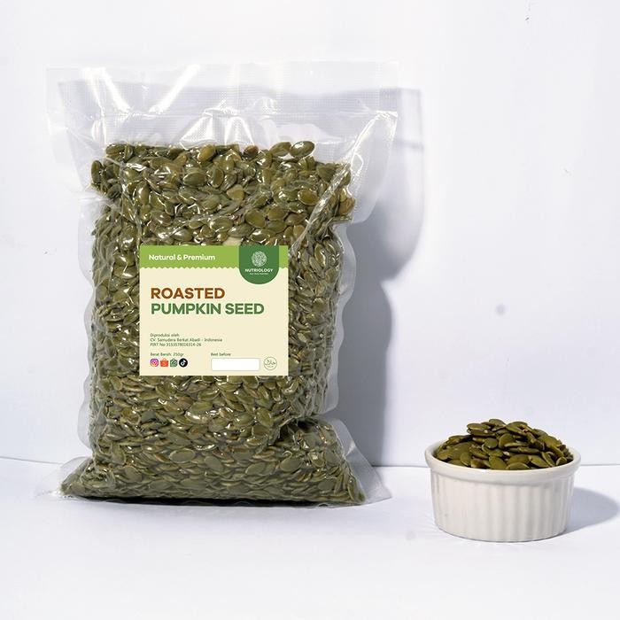 

Pumpkin Seed panggang 250 gr Kuaci Biji Labu roasted Natural Premium