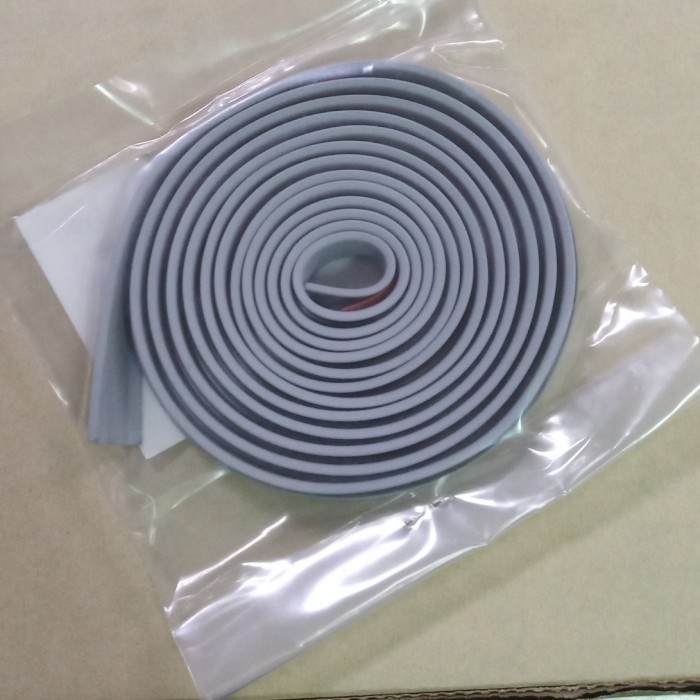 karet list over fender spakbor strada triton pajero sport