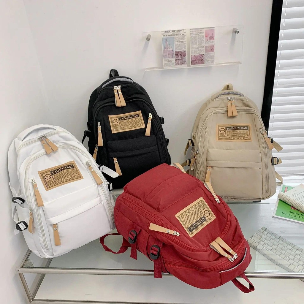 

Large capacity Oxford cloth lightweight backpack for boys in middle and high school, retro student bag