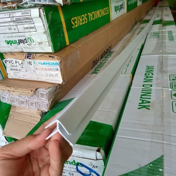 List Siku PVC List Siku Drop Putih