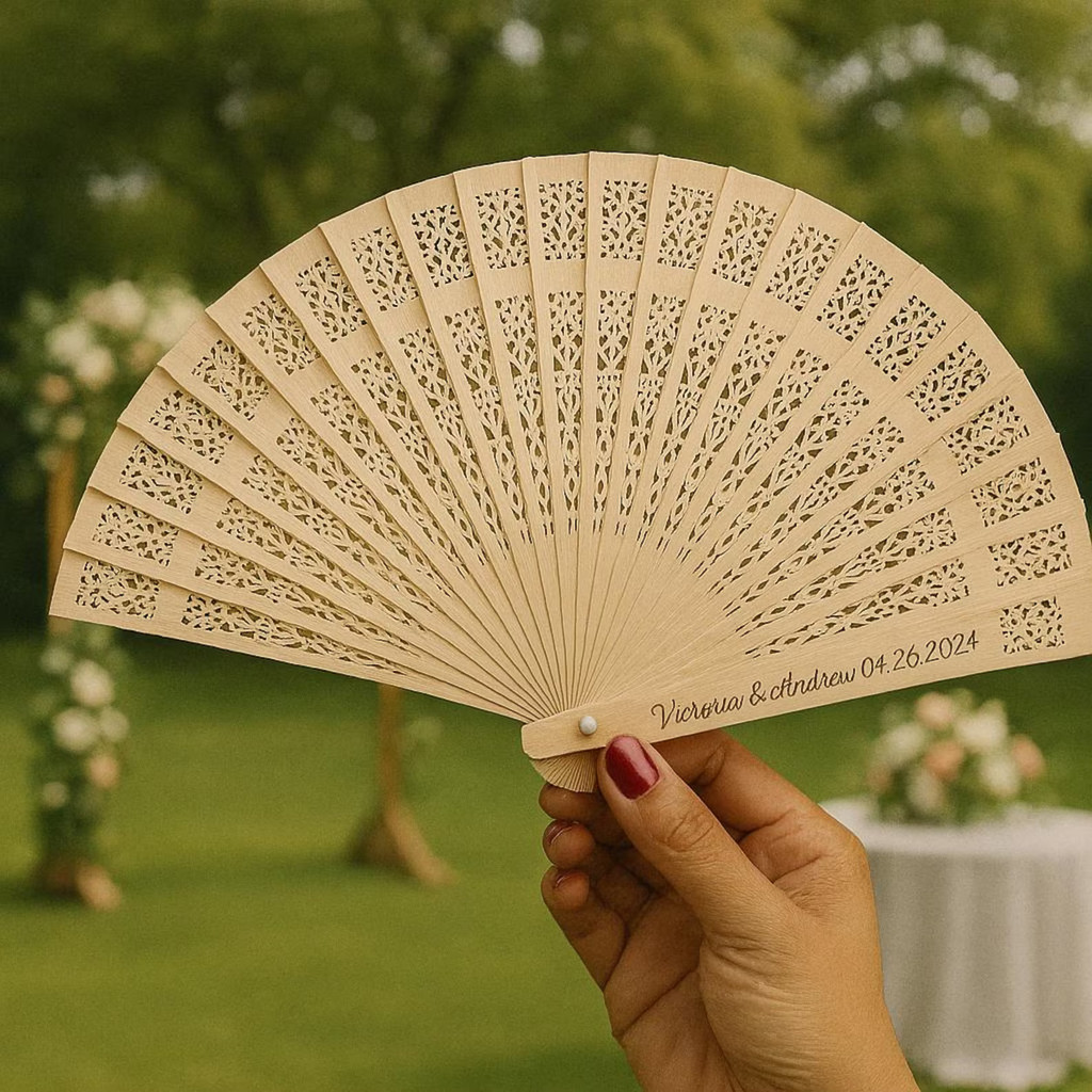

Custom Hand Fans 5/10PCS Personalized Wooden Folding Fan for Wedding Favors Souvenir Party Gifts Giveaways Decoration