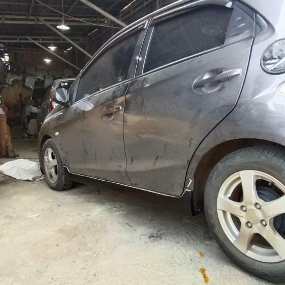 bodykit brio bodikit brio bodykit honda brio satya