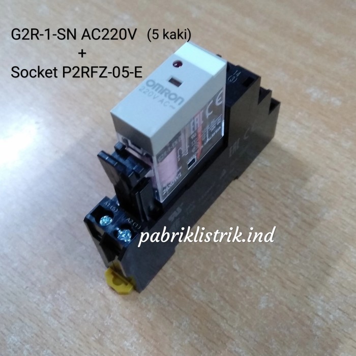 CC99 Relay G2R 1 SN 1SN 220V AC + Socket P2RFZ 05 E Omron original