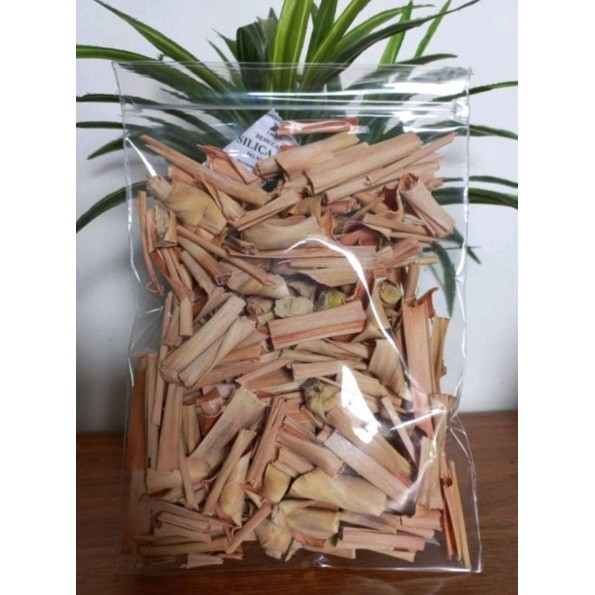 

Baru sereh merah kering - sereh wangi kering rajang COD Batak