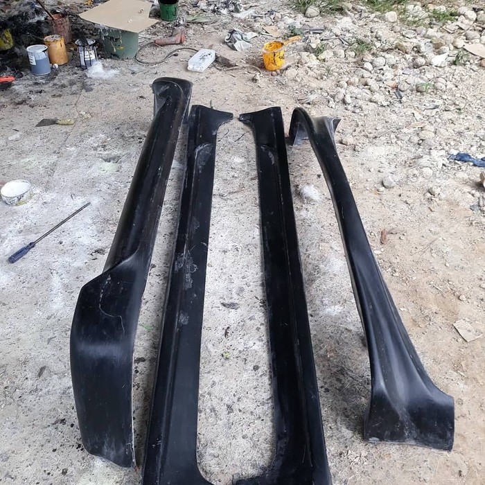 MANTUL SALE AKSESORIS MOBIL BODYKIT AVANZA OLD LAMA. ONGKIRNYA MURAH BODI KIT