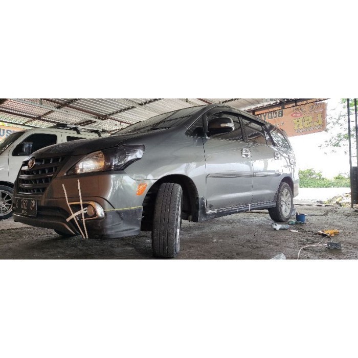 aksesoris mobil bodykit innova inova luxury 2014 depan kiri yo ra