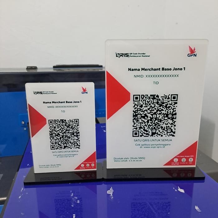 CUSTOM QRIS CODE STAND AKRILIK MURAH