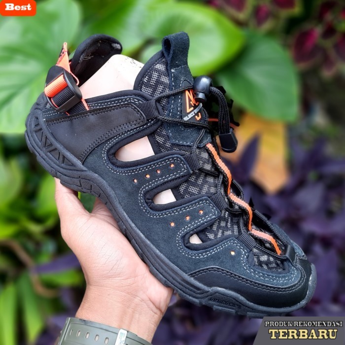 rekomendasi sepatu olahraga brand lokal Sepatu sandal Gunung kulit sandal gunung pria kulit terbaru 