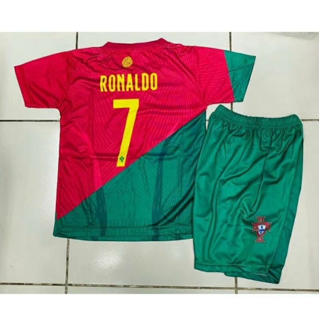 TERMURAH SETELAN BAJU BOLA ANAK RONALDO PORTUGAL USIA 6 BULAN - 15 TAHUN / BAJU RONALDO PORTUGAL ANA