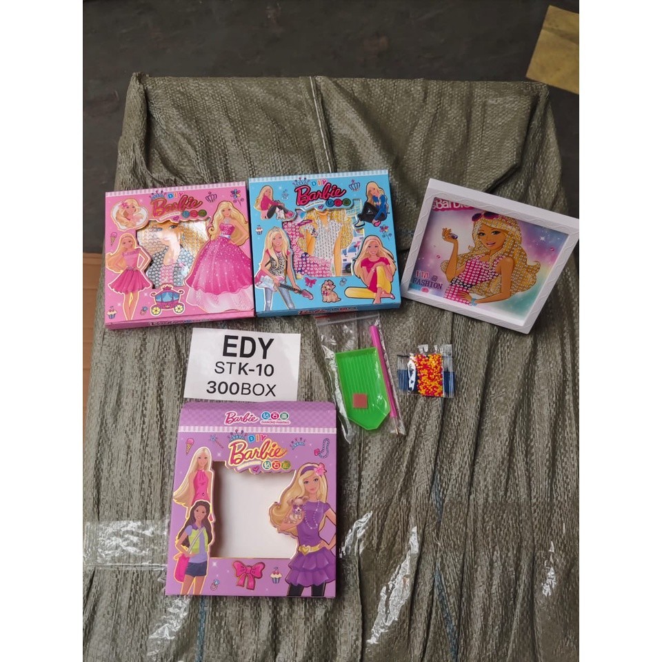 

ACEH.NFL Mainan Anak Sticker Diamond Paintings Karakter Barbie / Barbie DIY Sticker Diamond Paintings