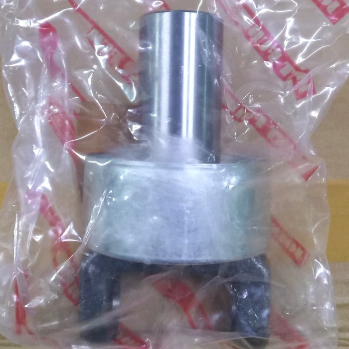 sleeve yoke kopel depan strada triton gls 2500cc