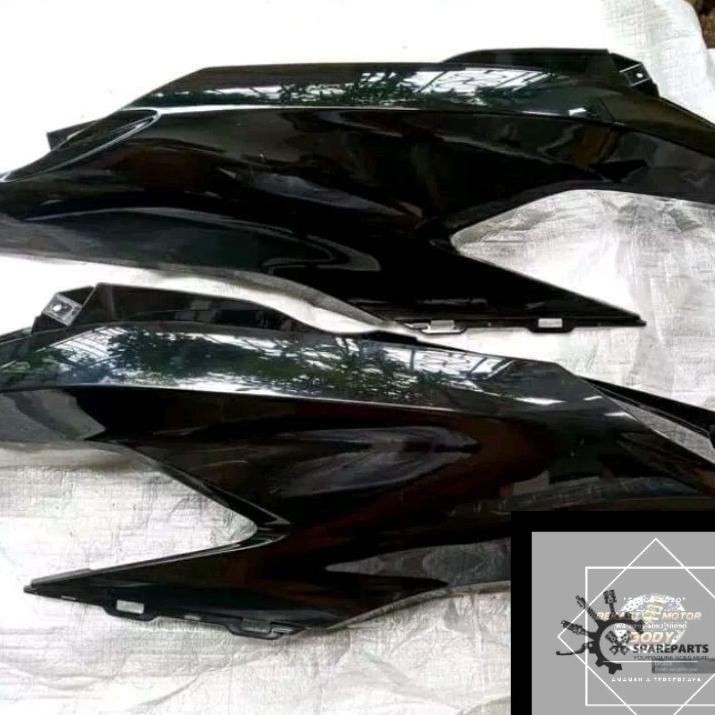 COVER BODY BELAKANG VARIO NEW HITAM GLOSSY  HITAM MENGKILAP 125 150  KAP BODY VARIO NEW 2018 2019