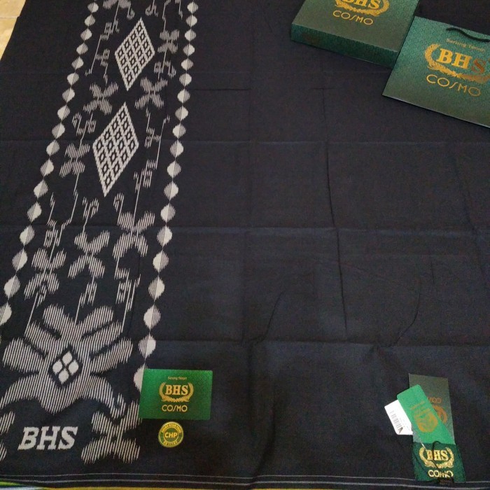 bhs cosmo hitam