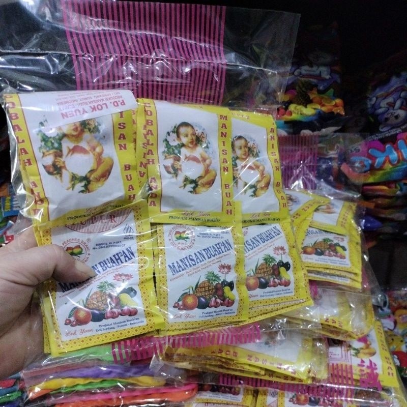 

MANISAN BUAH2AN LOK YUEN harga 1 bungkus 20 pcs
