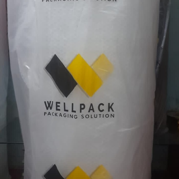 

Termurah Bubble Wrap 1.25 x 50mtr Hitam - Putih, 2.4kg