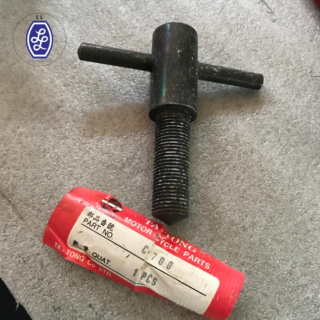 TRACKER MAGNET HONDA C700