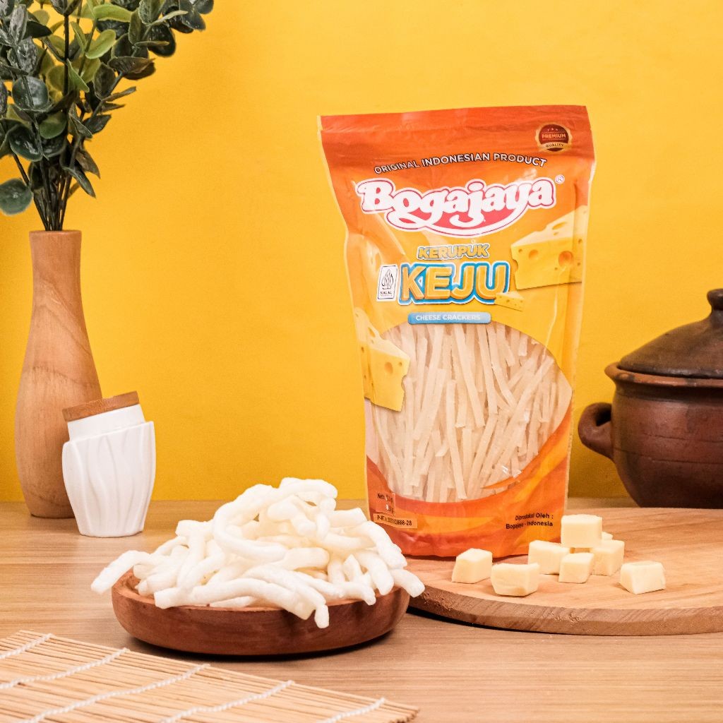 

BOGAJAYA Kerupuk Keju 350Gr Mentah Krupuk Oleh Oleh Surabaya