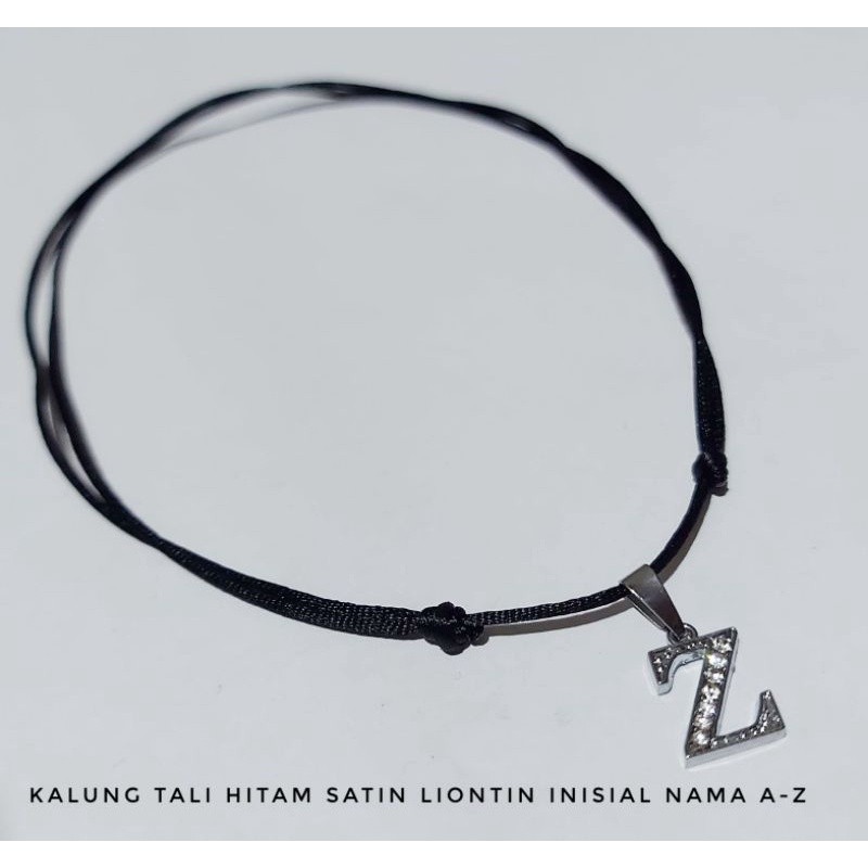 Kalung Nama Dengan Inisial Huruf Abjad A-Z dengan Tali Hitam Satin || Kalung Nama inisial model kore