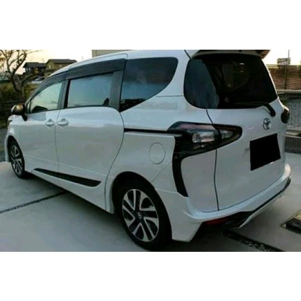 bodykit sienta modelista Bodykit